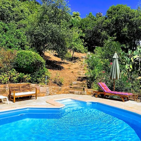 Superb Sea View With Pool And Big Garden Vakantiehuis Pietrosella