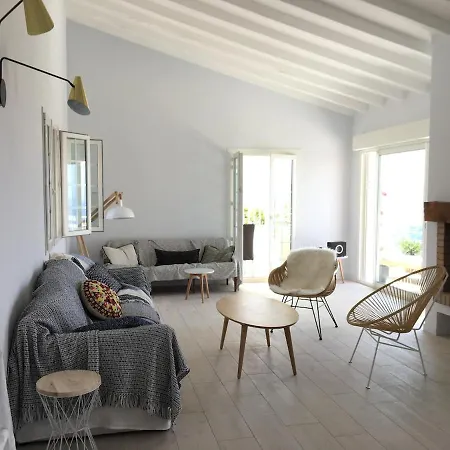 Superb Sea View With Pool And Big Garden Vakantiehuis Pietrosella