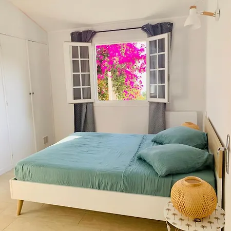 Superb Sea View With Pool And Big Garden Pietrosella